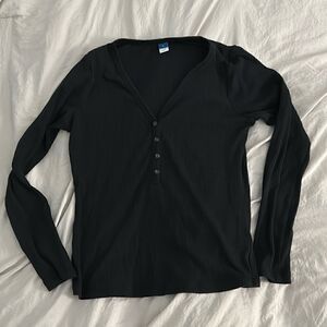 Black Long Sleeve Women's Top size Medium